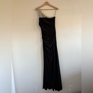 Cache Black One Shoulder Dress formal evening gown maxi Silver Accents size 4